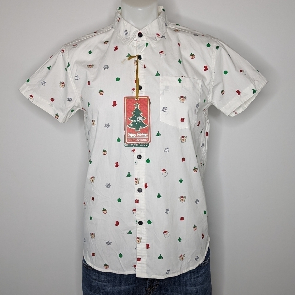 ✨3/$15 Eighth Avenue white red green Christmas holiday short sleeve button up S